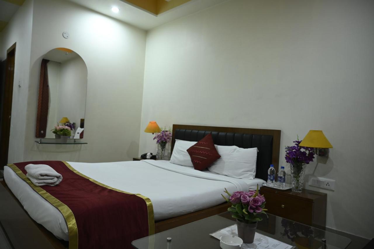 Hotel Dooars Mountain Alipur Duar Buitenkant foto