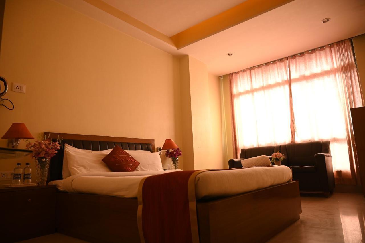 Hotel Dooars Mountain Alipur Duar Buitenkant foto